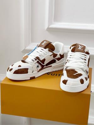 wholesale quality louis vuitton couples shoes model no. 37